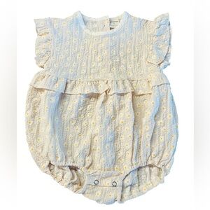 Lemonade Adorable Cream Romper with Yellow and White Flowers Size Medium